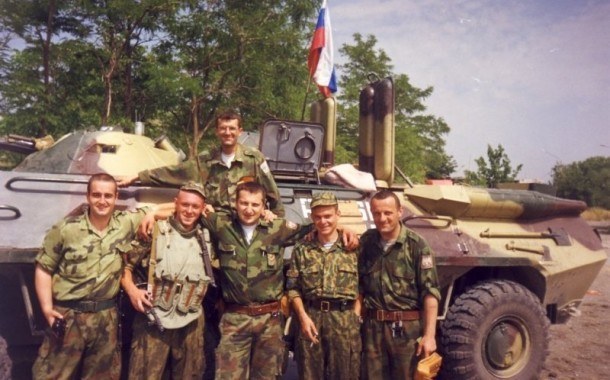 Kisah Perang Pasukan Rusia: Insiden di Bandara Pristina, 1999 Kisah Perang Pasukan Rusia: Insiden di Bandara Pristina, 1999